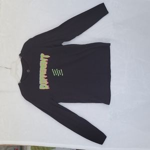 md Long Sleeved Black with Green Pink and Blue DIFFERENT T-shirt Size M